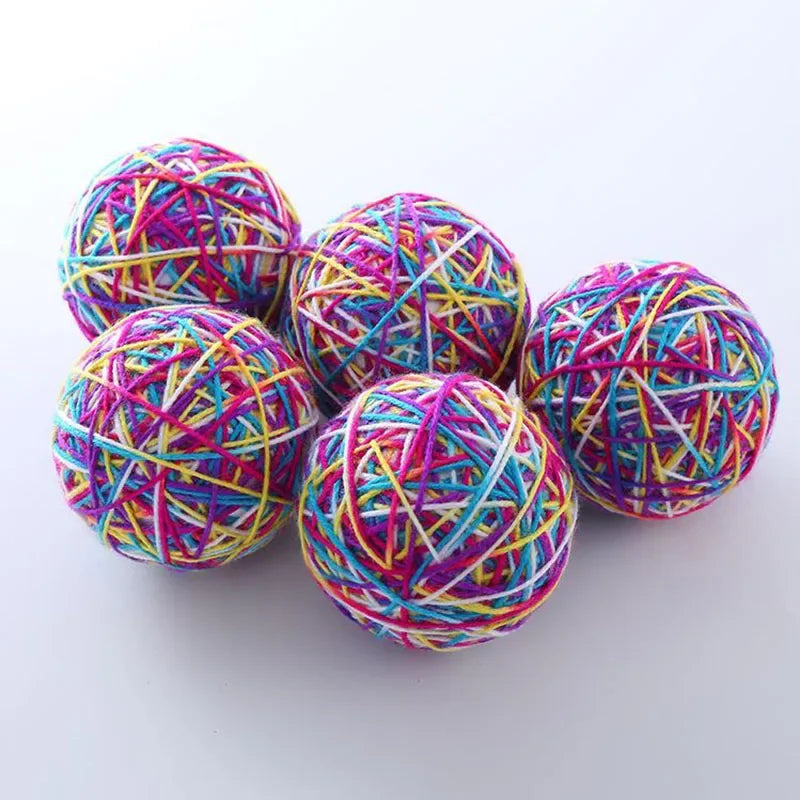 Dia. 9cm Cute Cat Dog Toys Pet Dog Cat Toy Colorful Wool Round Ball with Small Bell Rainbow Toy For Dog Cat Chewing Playing